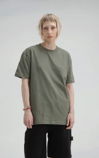 Remera B2Basic Premium  [ Militar ] - Vista 3