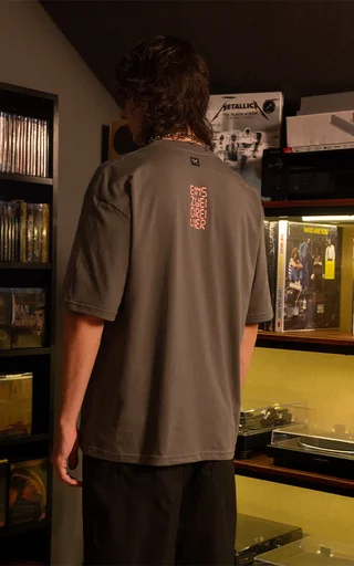 Remera Kraftwerk [ Concreto ] - Vista 2