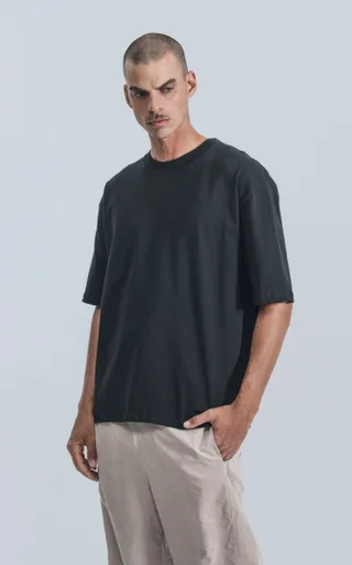 Remerón Mega Crop [ Negro ] - Vista 2