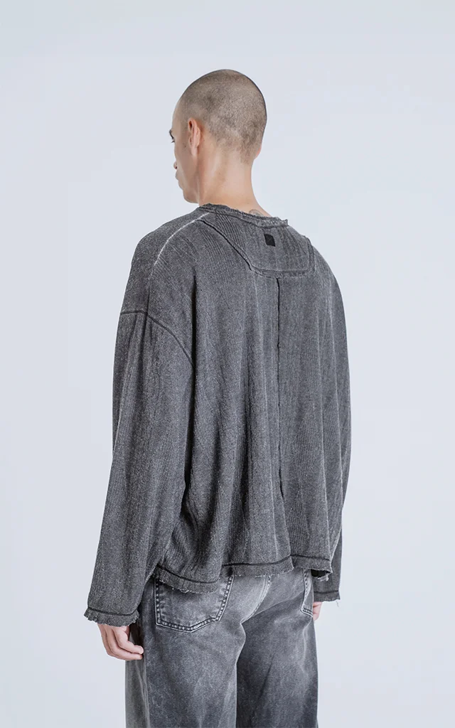 Sweater Lust [ P. Negro ]