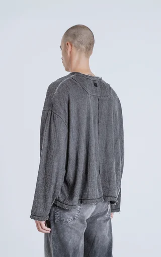Sweater Lust [ P. Negro ] - Vista 3