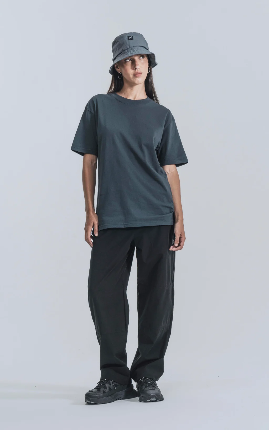 Remera B2Basic Premium [ Carbón ]
