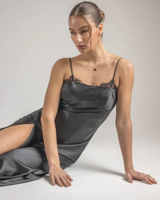 VESTIDO SCARLETT - Vista 2