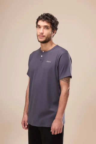 29435 - REMERA CONCEPT CON BOTON - Vista 5