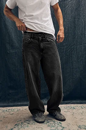 6819 - JEAN