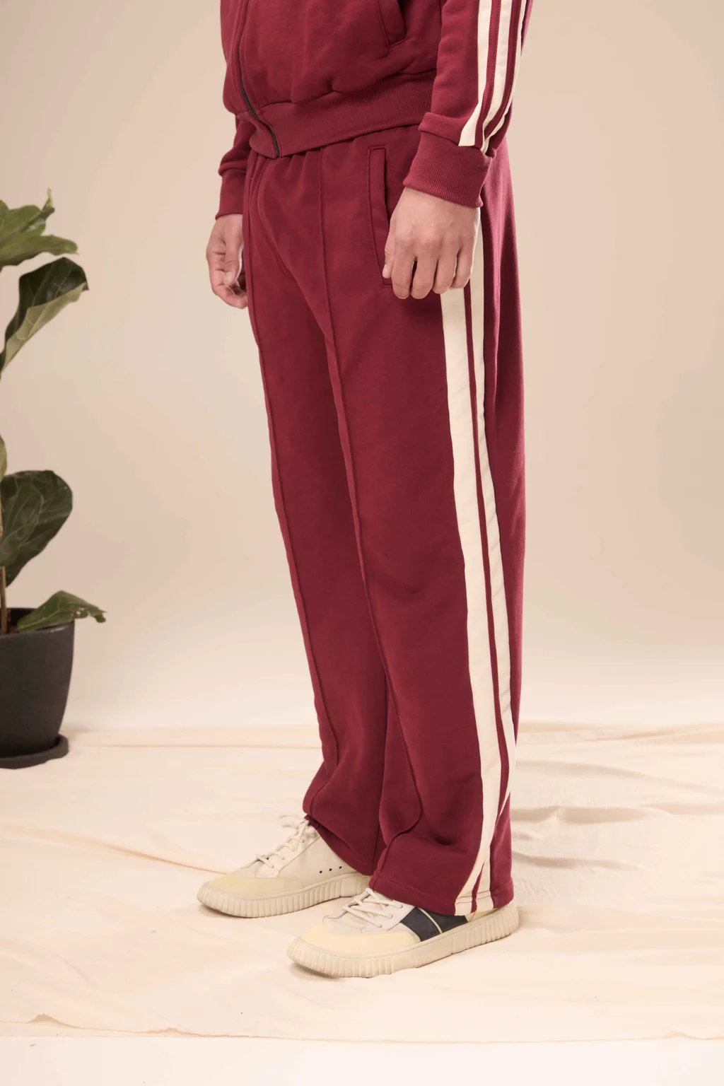 17703 - JOGGER STING