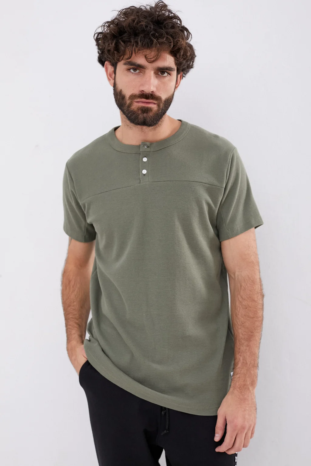 9003 - REMERA HAMBURGO