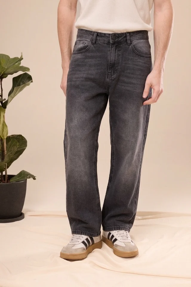 6852 - JEAN