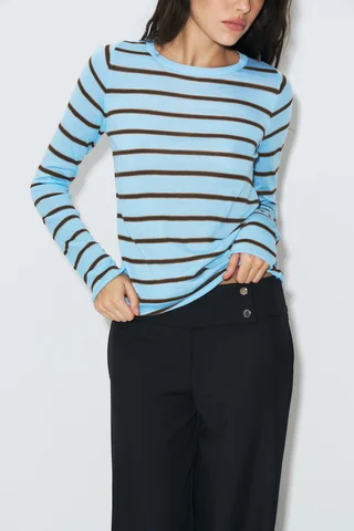 REMERA FINA - Vista 6