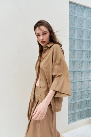 CAMISA ALBA - Vista 3