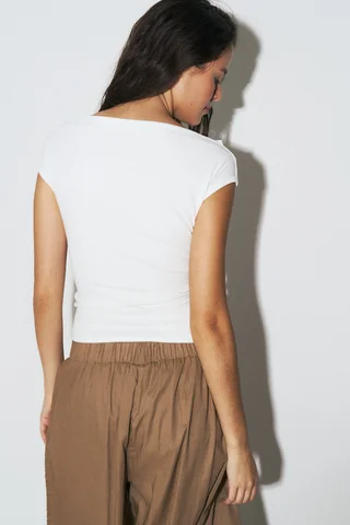 REMERA GEDALA - Vista 2