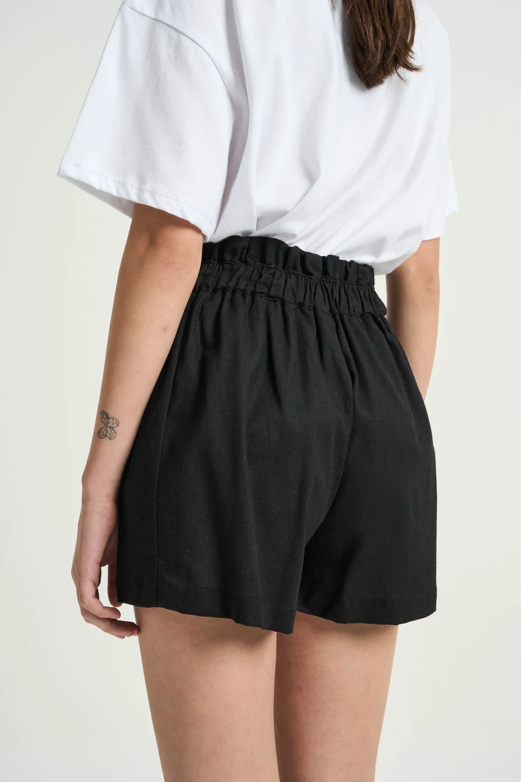 SHORT TALIA - 15