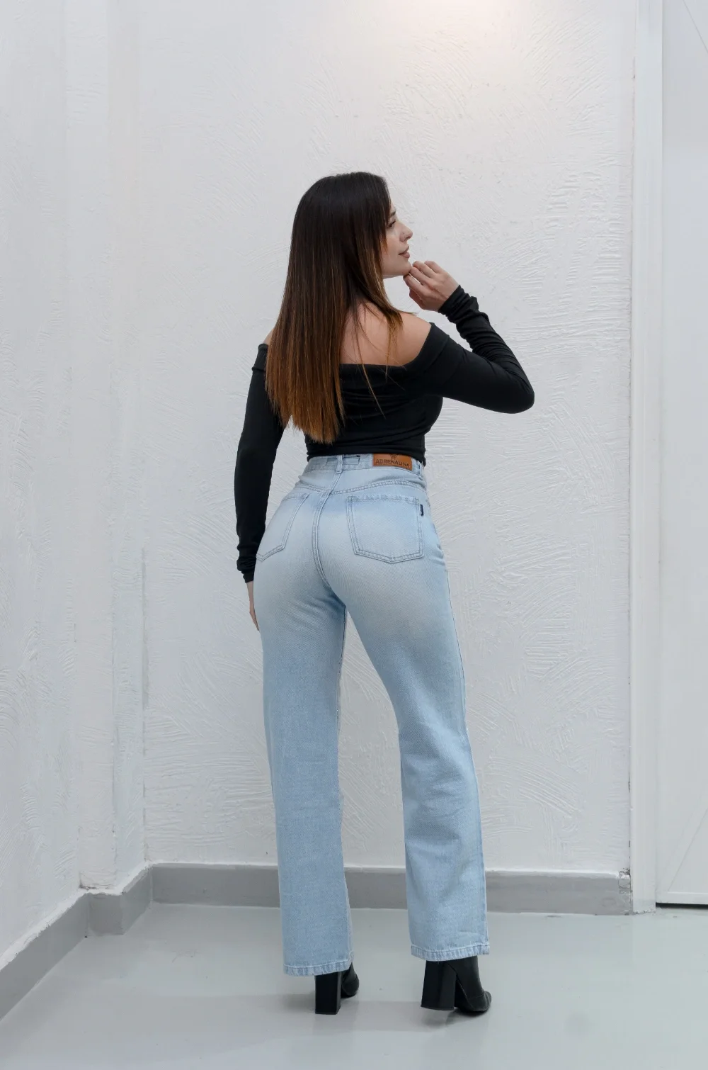 0102 - WIDE LEG CLARA BRILLO - 1