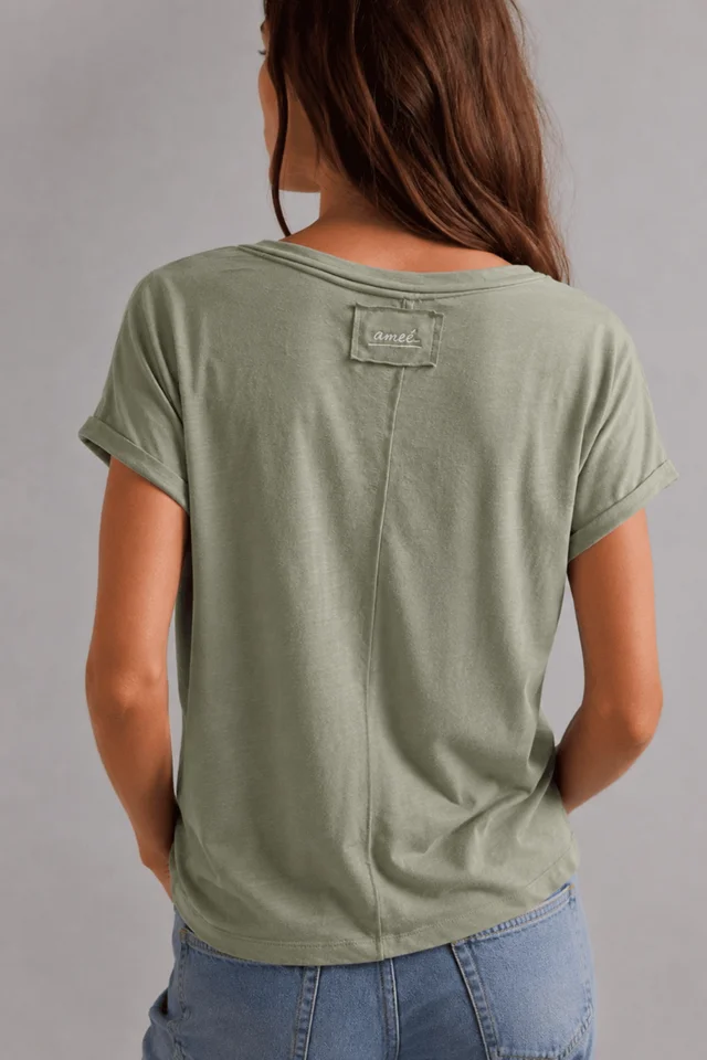 Remera Lovely