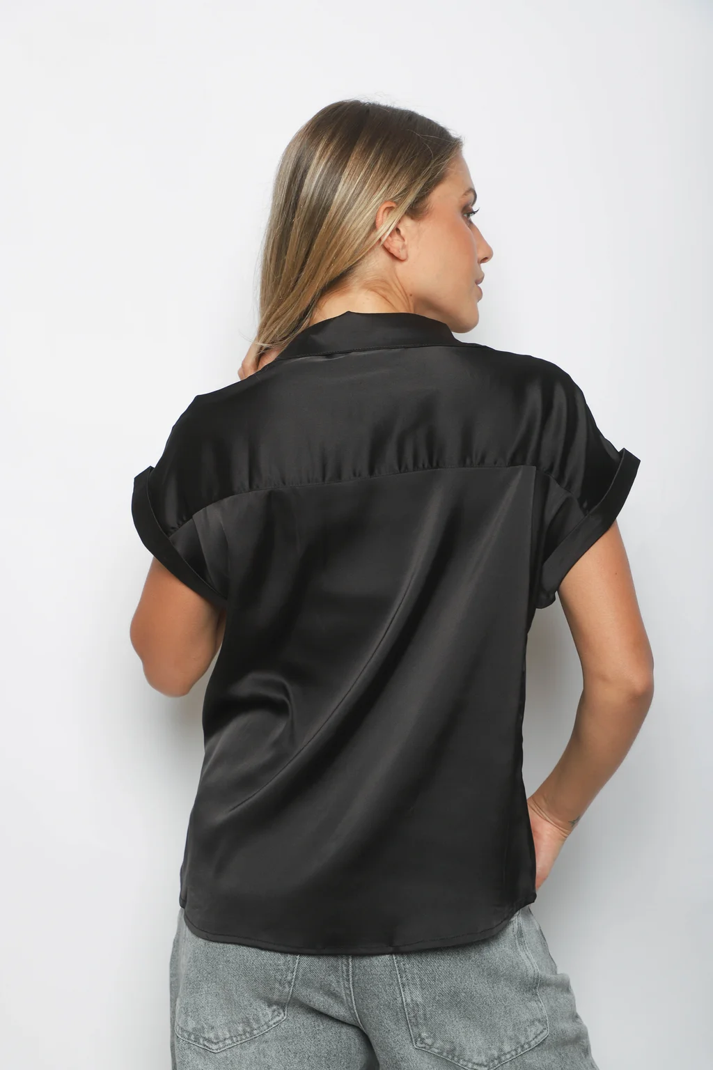 Camisa CANDI Satén Manga Corta GUV52