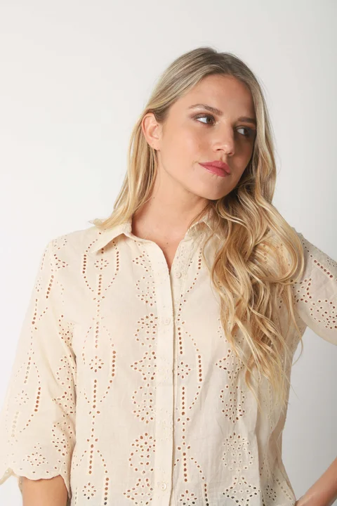 Camisa CARNAVAL Broderie Manga 3/4 GUK4009