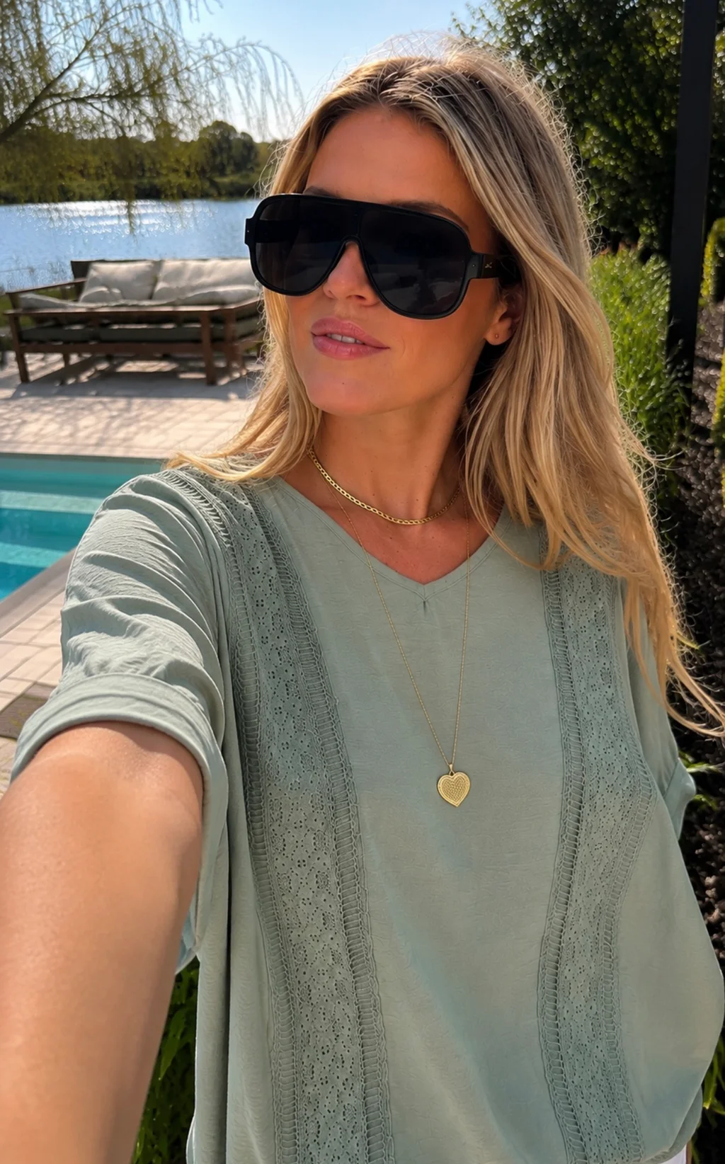 Blusa Amplia VASY Guardas Guipiur GU0330