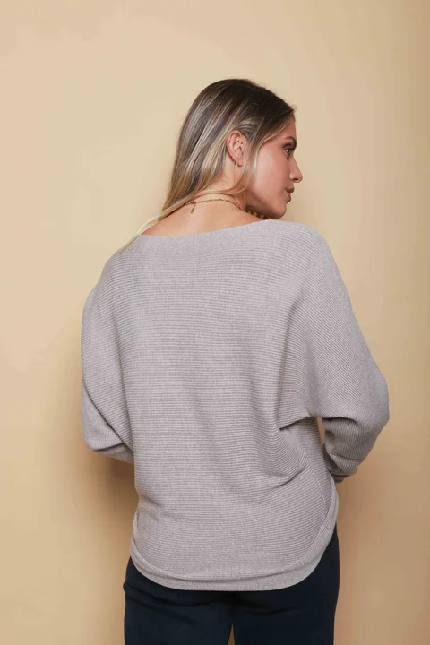 Sweater DOROTY c/aplique GUL820