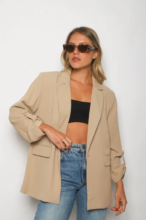 Blazer VICENA Sastrero Forrado con Boton Strass GUP33021