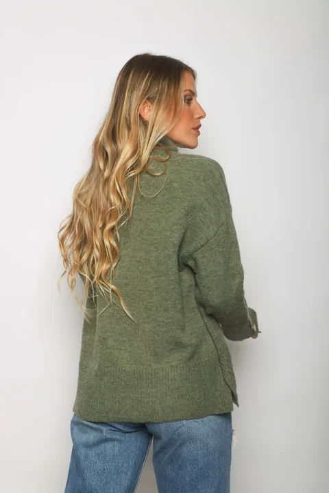 Poleron DANUBIO tejido grueso con Botones GUL836