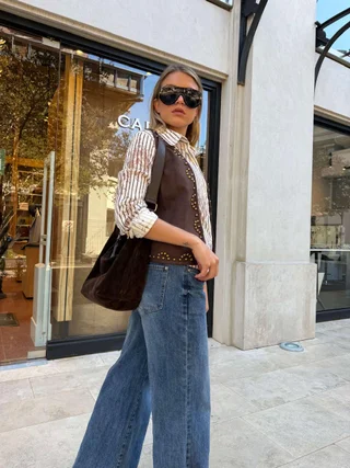 Chaleco RAWSON Gamuza Tachas GU70278 - Vista 2