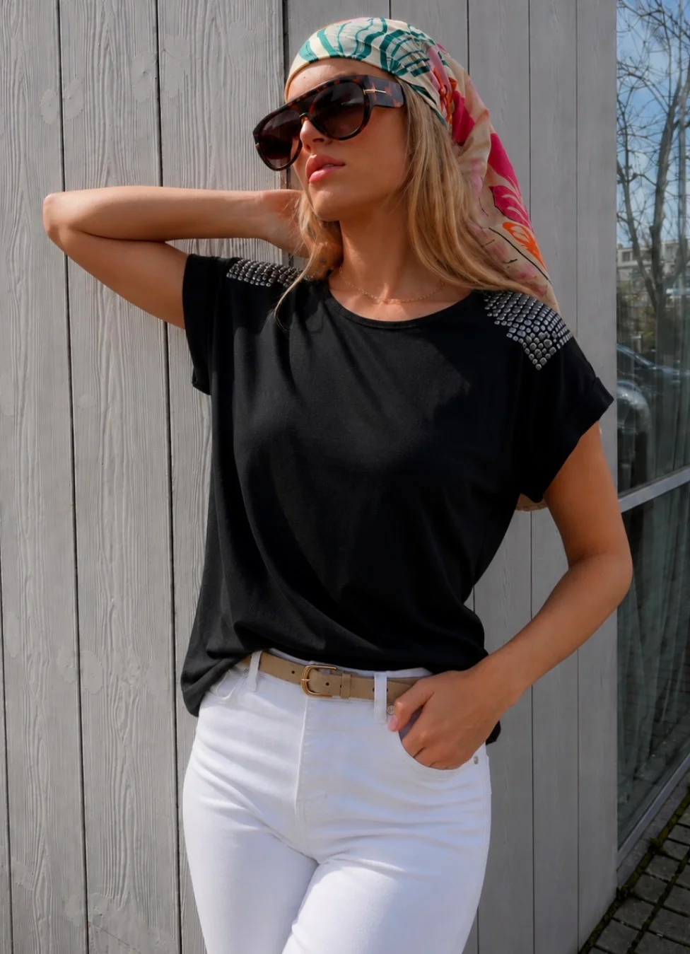 Remera ALYSSA Viscosa Lycra con Tachas