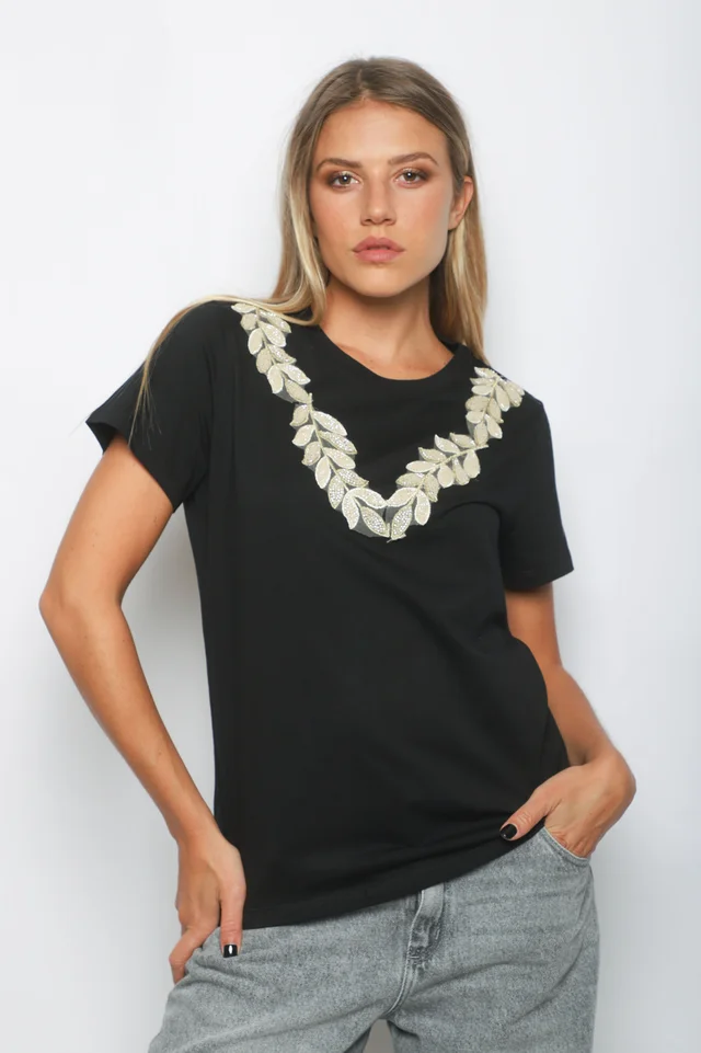 Remera ARIN Bordada GU6266