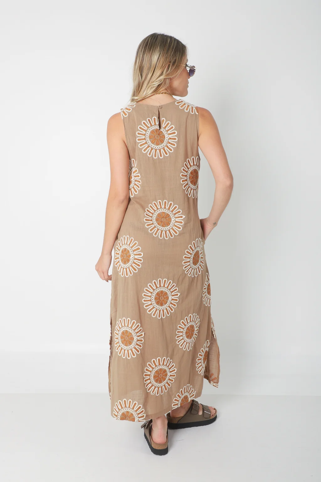 Vestido CIRUS Lino Bordado c/ Bolsillos GU250109