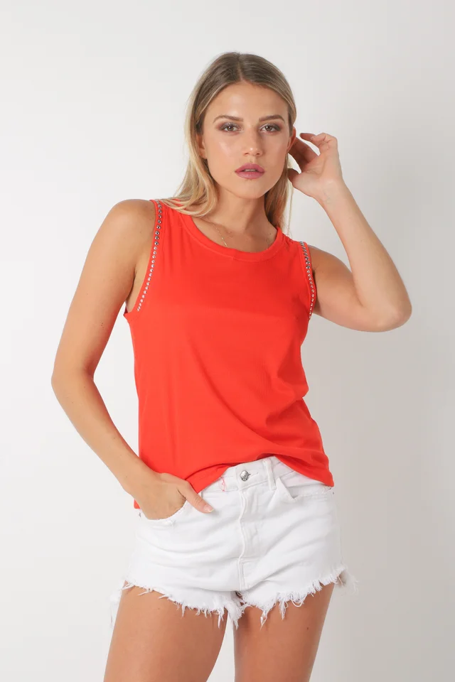Musculosa DARE Morley Bombe c/ Tachas