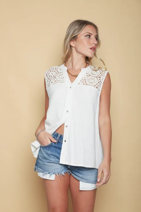 Camisa KARIN de Lino Sin Manga C/ Crochet GU0544