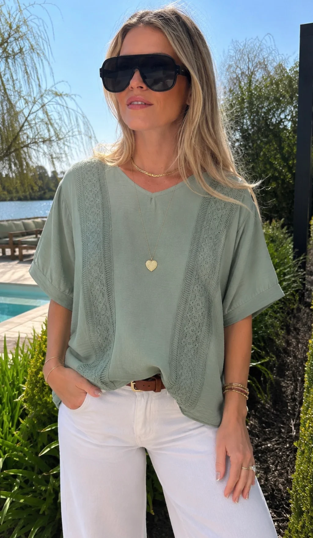 Blusa Amplia VASY Guardas Guipiur GU0330