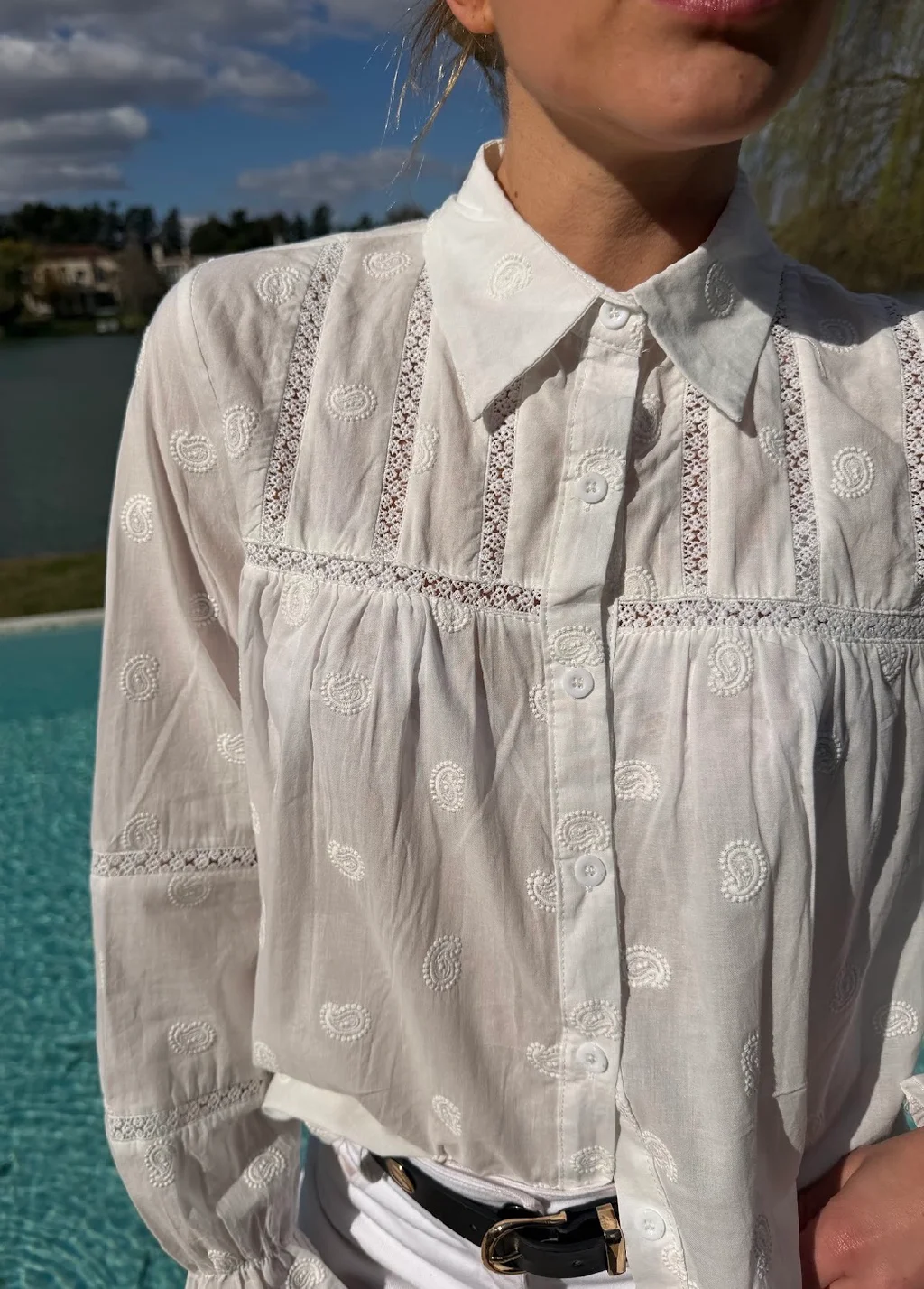 Camisa BLESS Bordada GU6221