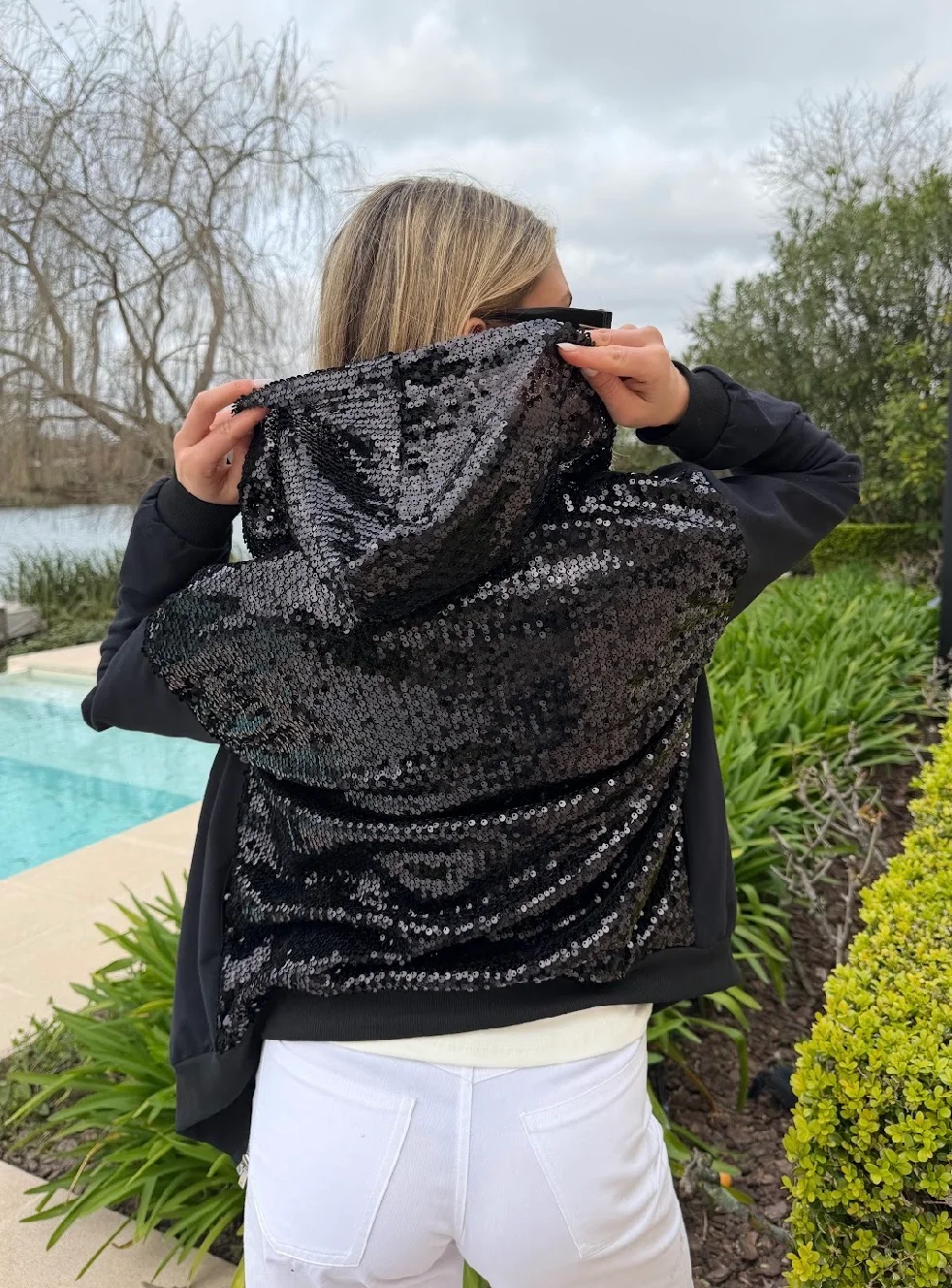 Campera  BRILLIANT con Lentejuelas GUK119