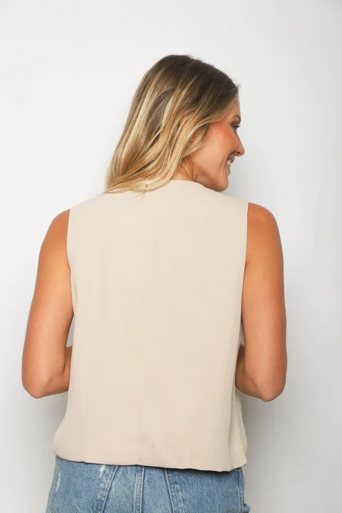 Chaleco ZIZI Sastrero con Botones Brillo GUP33023