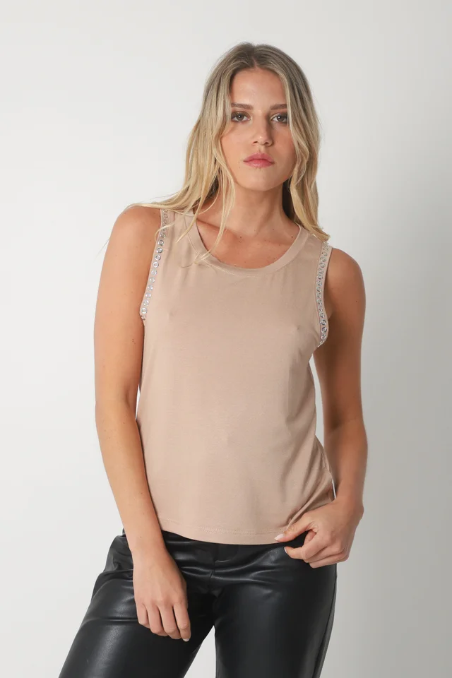 Musculosa Mile Creppe c/ Tachas