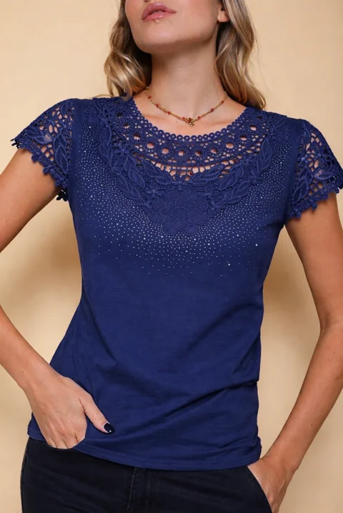 Remera ROYALTY Bordada con Strass GU356341