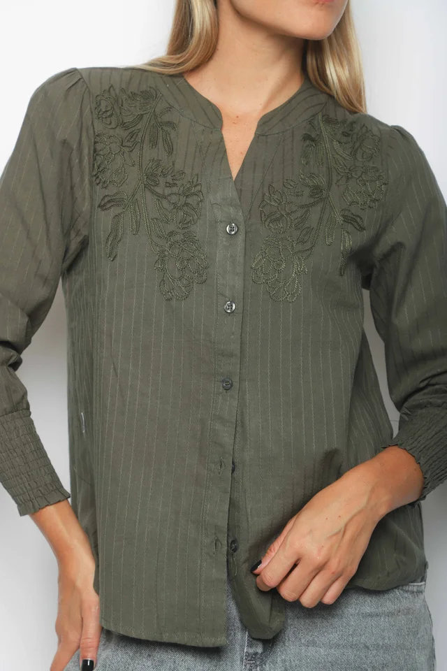 Camisa TOLEDO BORDADA GU61