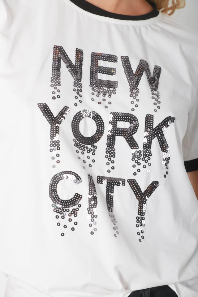 Remera New York Lentejuelas Bordes Negros GU5086