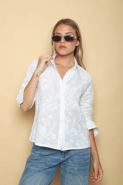 Camisa FINI FLOREADA con Hojas Bordadas GUK70227