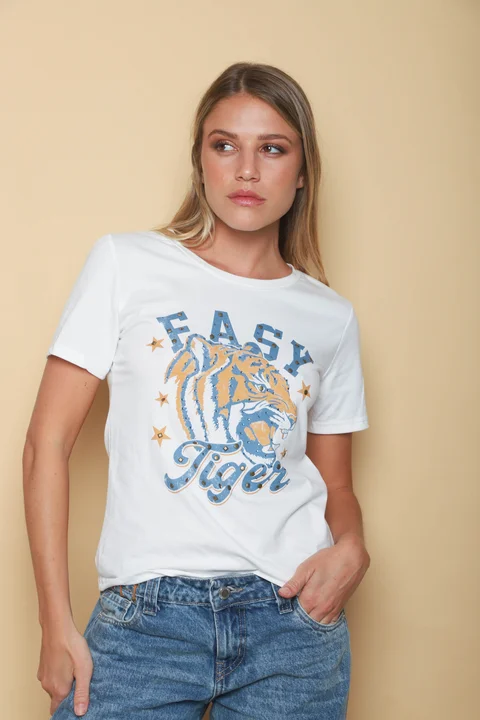 Remera FASY TIGER C/ Tachas GU70041
