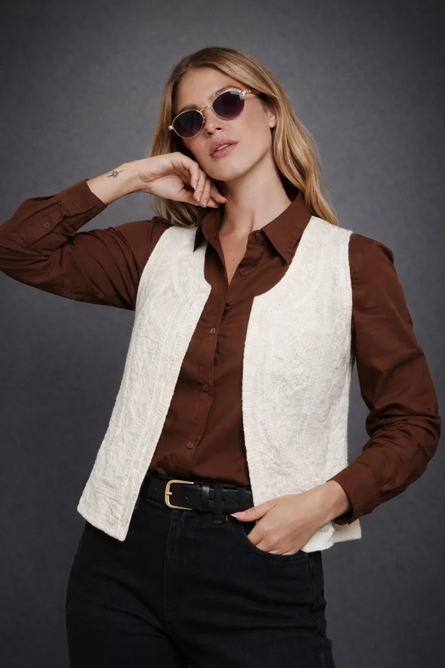 Chaleco GOLAN LINO c/bordado GUK70180