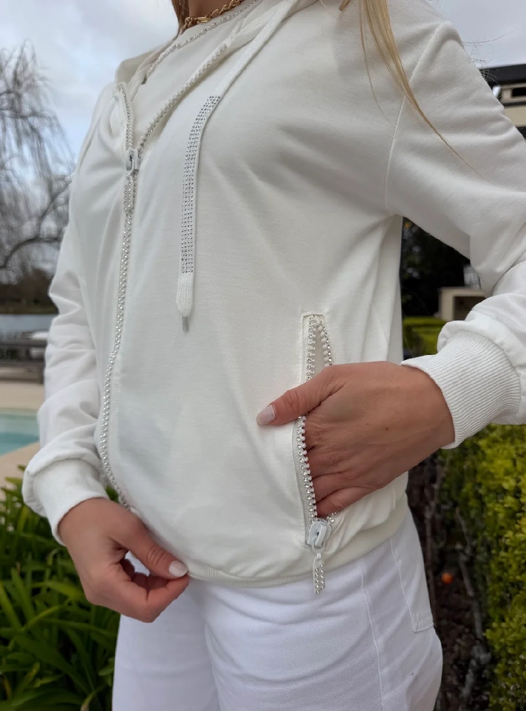 Campera Siena Beige Algodon con Cierres con Brillos GUK166