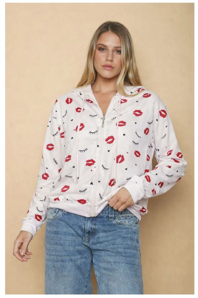 Camperita Red  Kisses