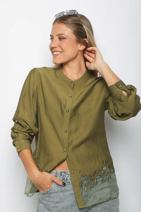 Camisa VINAR Cuello Mao Bordada con Tul GU0336