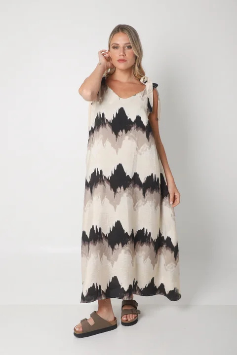 Vestido NISSI BATIK AMPLIO de creppe c/ Tiras y Bolsillos