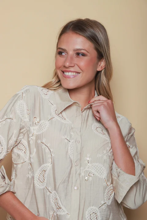 Camisa Bulgara Bordada GUK70133/33013