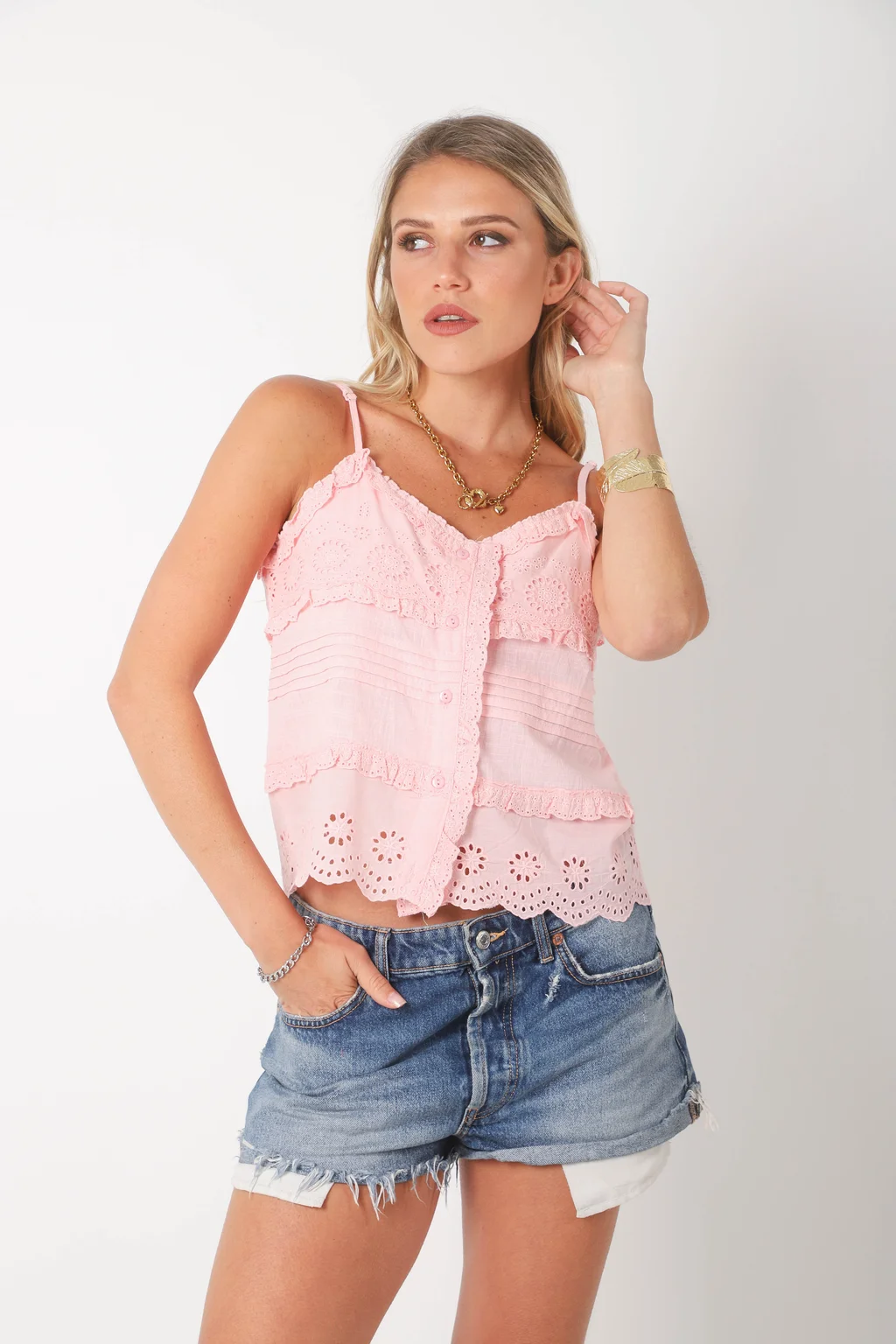 Musculosa Kavanah de Lino Abotonada con T ablitas y Broderie GUK4067