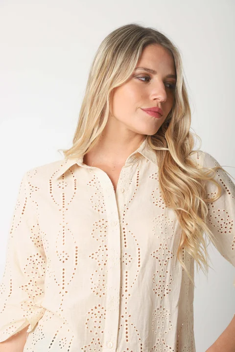 Camisa CARNAVAL Broderie Manga 3/4 GUK4009