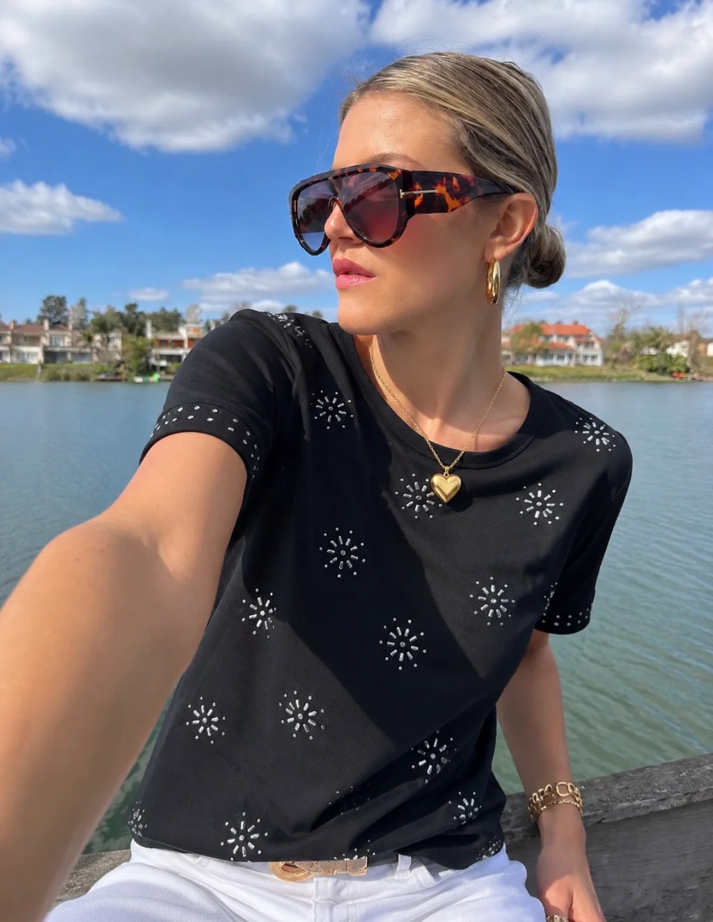 Remera LOTUS c/strass GUK70097