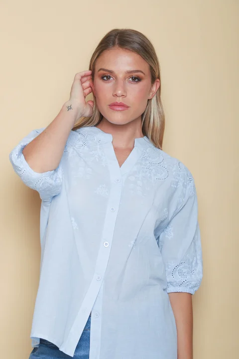 Blusa MAURA Broderie Bordada c/ Puño y Manga 3/4 GU0335